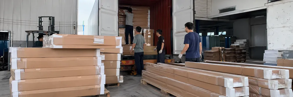 EUWOO heavy duty security door KD flat-pack container loading and packaging